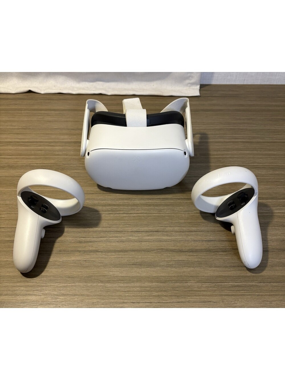 Meta Quest 2 Advanced All-In-One Virtual Reality Headset - 128GB - Excellent